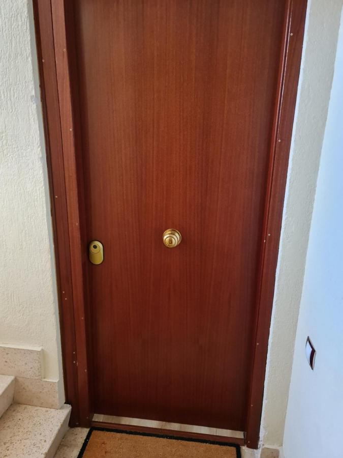 Ferienwohnung Piso Rosita Y Martin Benidorm Exterior foto